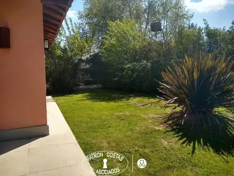 Casa en Alquiler de 3 dormitorios