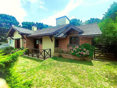 Venta Chalet 3 ambientes Pinamar a 500mt del mar