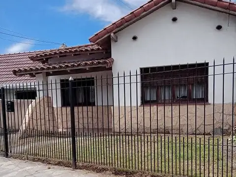 Casa - Venta - Argentina, Quilmes - CERRITO 582