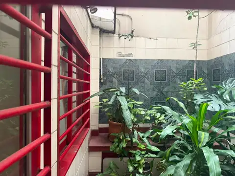 Local en Venta 70 años