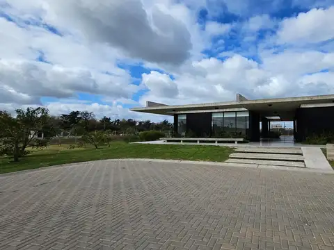 Terreno en Venta de 609,0 m2