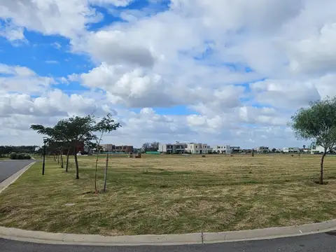 Avenida Héroes De Malvinas 400