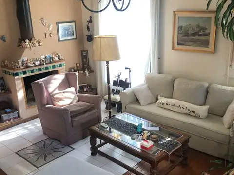 VENTA CASA 3 DORMITORIOS POCITOS GARAGE