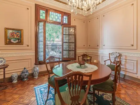 Casa en Flores - Lote 8,66 x 19 - 256m2 - Terrero y Yerbal