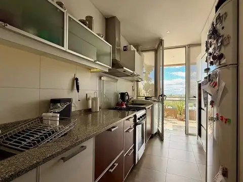 Departamento 3 ambientes con 2 baños