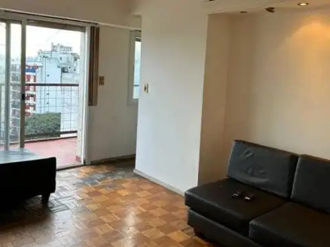 Se vende un departamento de 2 ambientes con balcón - Barracas