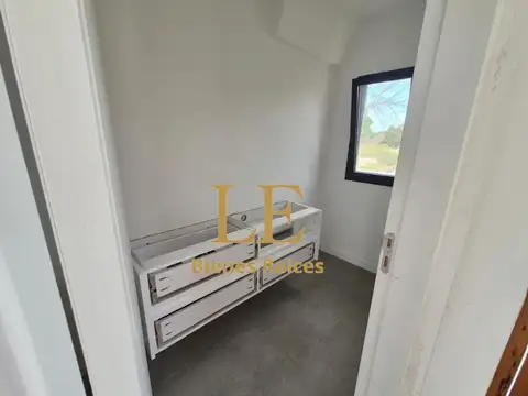 Casa en Venta al Oeste
