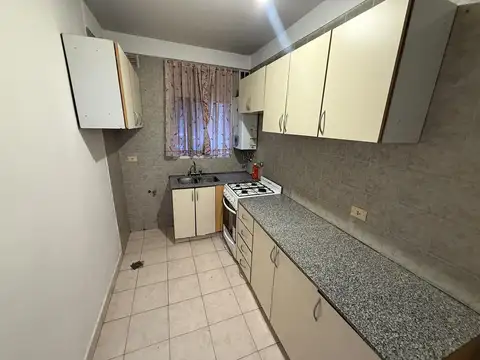 Departamento en Alquiler en Wilde, $ 700.000