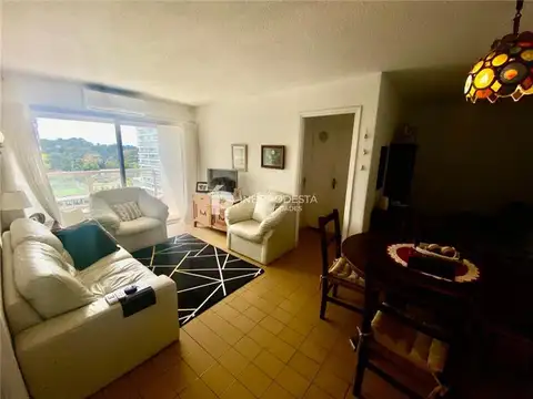 Parada 14 de Roosevelt  P. 8