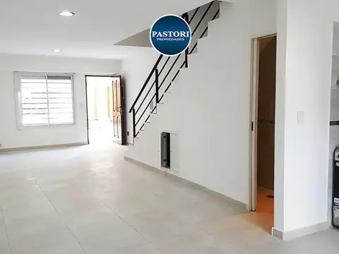 Casa en Alquiler en Olivos, $ 2.300.000