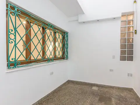 Depto Tipo Casa en Alquiler de 1 dormitorio