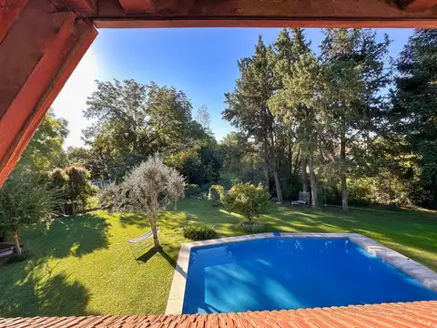 Importante Propiedad sobre 1400 m2 en muy buena ubicación