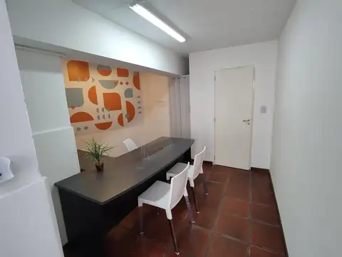 Oficina en Venta en Barrio Del Combate, USD 125.000