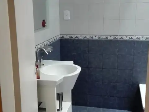 Ayolas 2200