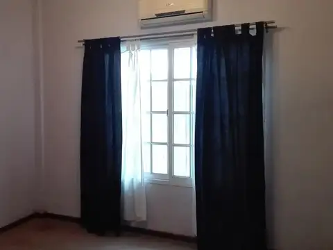 Depto Tipo Casa en Venta en Quilmes Oeste, USD 65.000