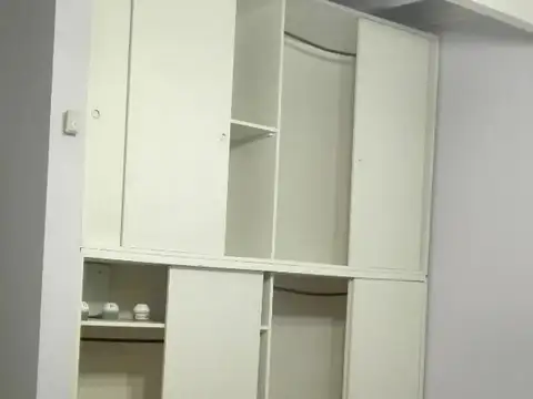 VENTA PH DOS AMBIENTES AMPLIOS AYOLAS AL 2200 QUILMES O