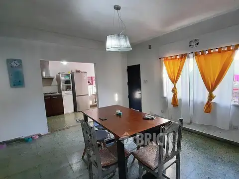 Casa en Venta en Temperley, USD 79.000