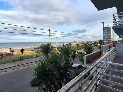 Avenida 12 900