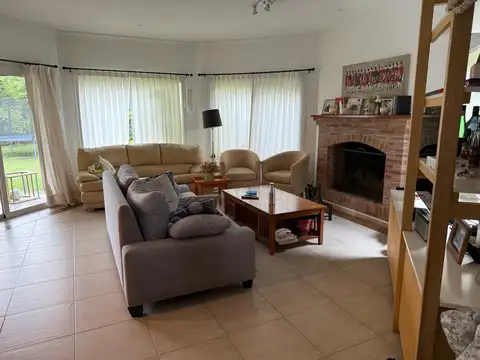 Casa en Venta en Barrancas De San Jose, USD 350.000