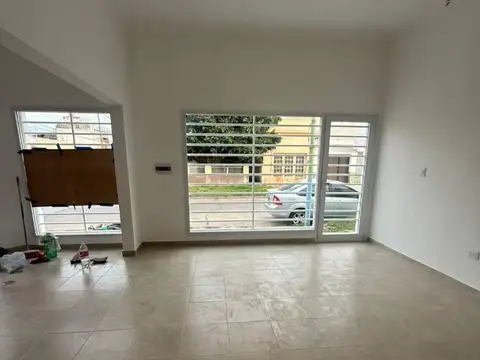 Saenz Peña 900