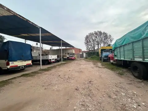 IMPORTANTE LOTE DE 2331 M2, sobre Ayolas 500, doble ingreso,