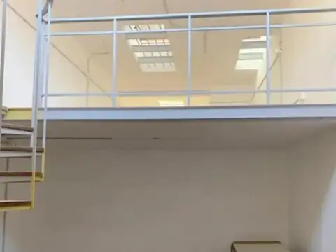 Galpon en Alquiler en Villa General Mitre, $ 1.400.000