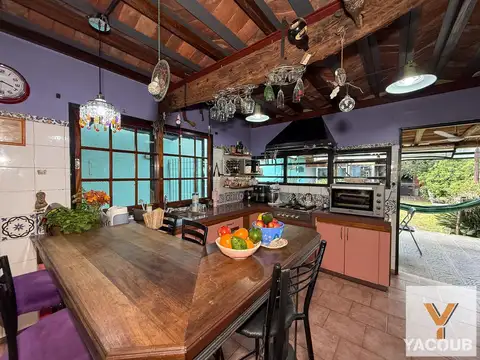 Casa 4 ambientes con 1 baño