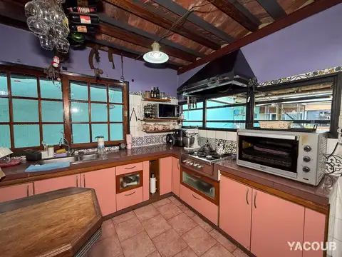 Casa en Venta - 3 Dormitorios 1 Baño - 300mts - La Plata