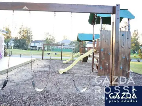 Excelente doble lote a la venta en Saint Thomas Oeste, Canning