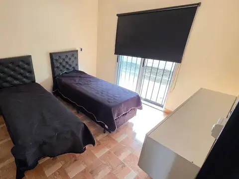 CASA QUINTA EN VENTA MORADAS 2 MAXIMO PAZ CON PILE