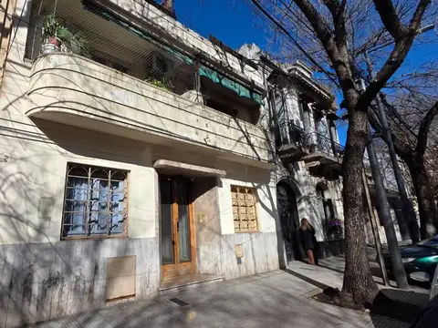 Depto Tipo Casa 2 ambientes con 1 baño