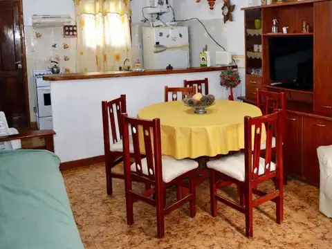 Depto Tipo Casa en Alquiler de 3 dormitorios