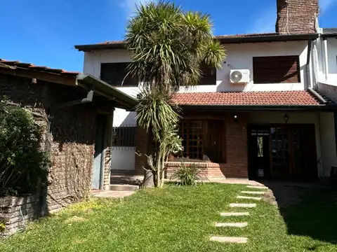 Casa en Alquiler de 3 dormitorios