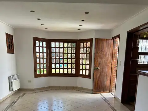Casa en Alquiler 40 años