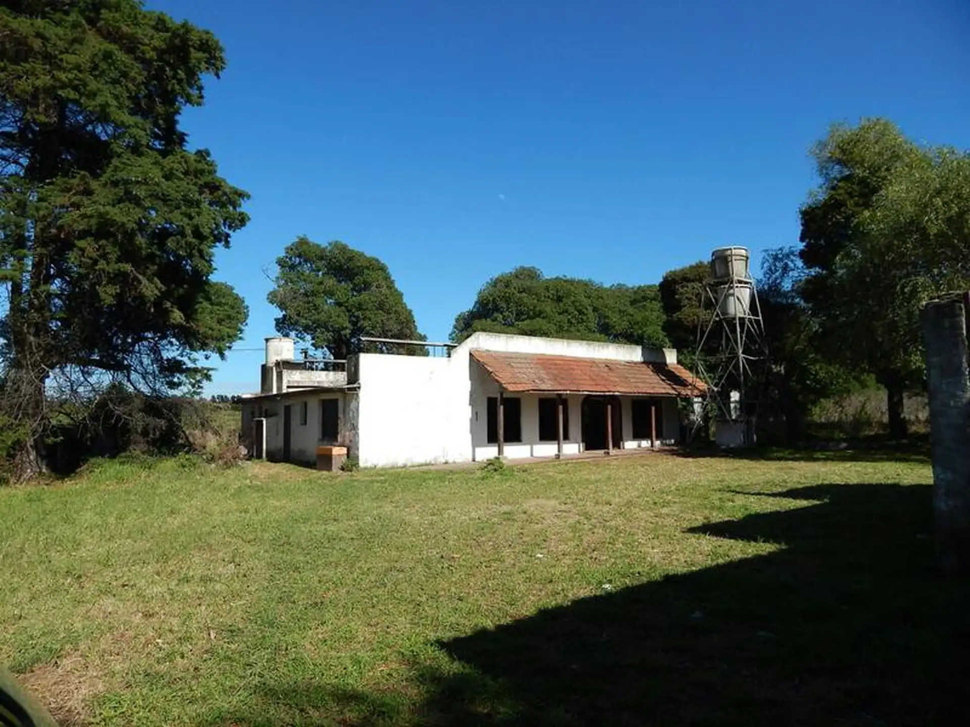 Molino Tennis Club - Frente Cementerio Parque