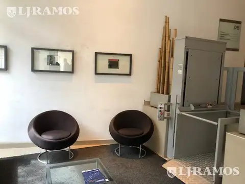 Oficina en Alquiler en Boca, USD 18.000