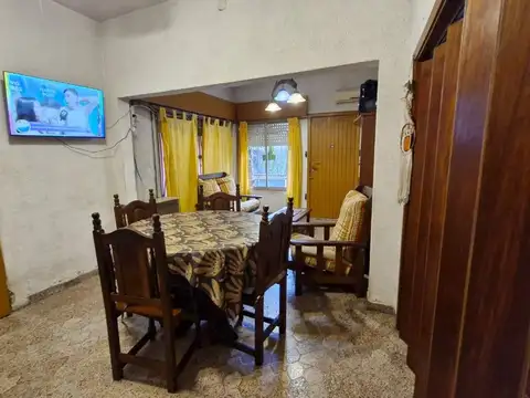 Nicolás Avellaneda 1700