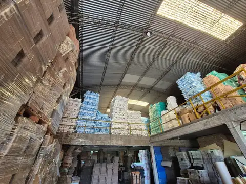 Galpon en Venta 12  mts Frente