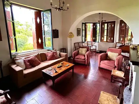 Casa en Alquiler Temporal con 3 cocheras