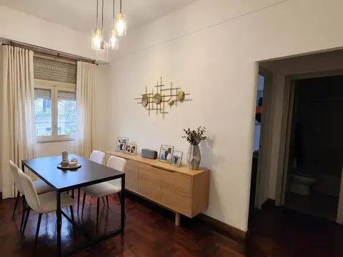 Venta Departamento de 3 Ambientes al Frente en San Telmo