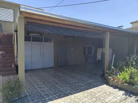 OPORTUNIDAD VENTA CASA Y LOCAL EN MERLO