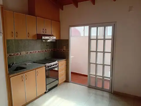 Departamento 2 Ambientes en venta en Lanus Oeste