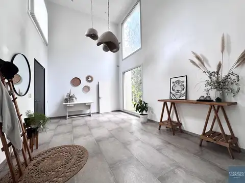 Casa en Venta en Barrio Parque Leloir, USD 590.000