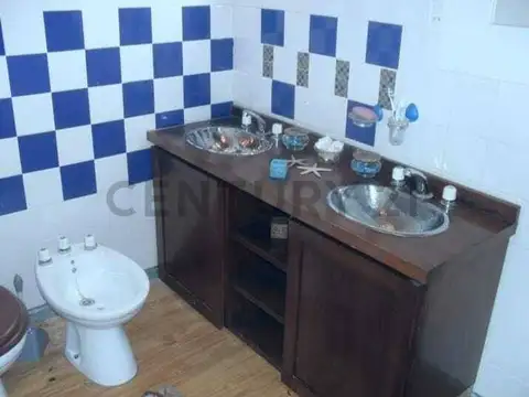 Venta en Delta del Tigre con Escritura | 2 Viviendas Impecables sobre Río Abra Vieja