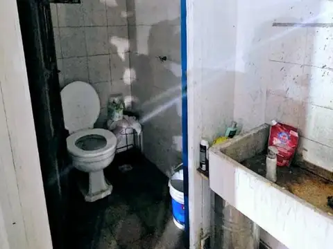 Local en Alquiler en Caseros, $ 700.000