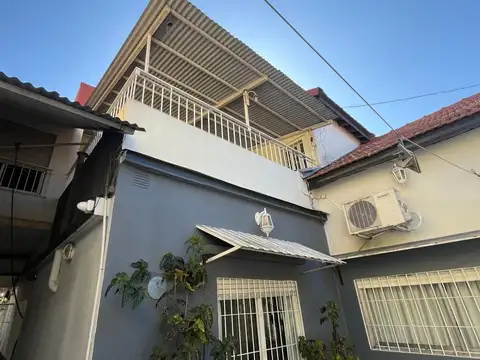 Casa en Venta - 6 ambientes