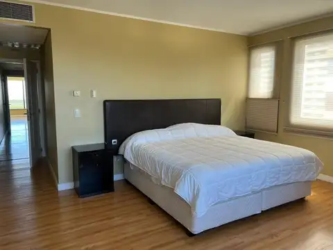 Departamento 5 ambientes con 3 baños