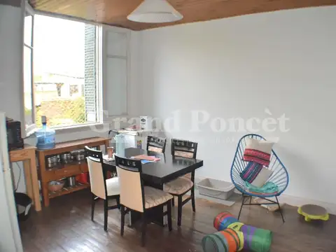 Depto Tipo Casa en Venta de 5 dormitorios