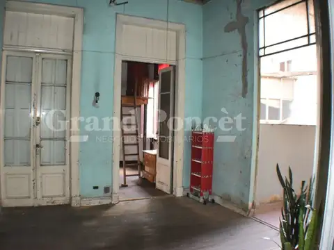 Depto Tipo Casa en Venta de 6 ambientes