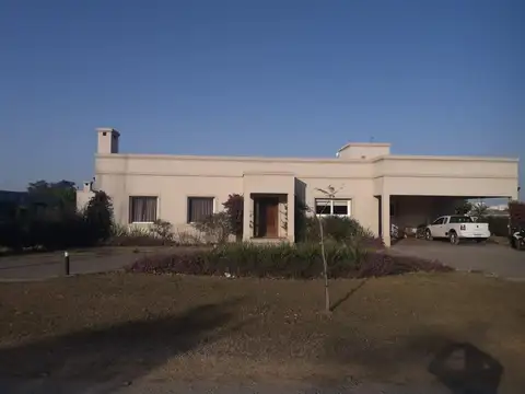 Casa 3 dormitorios. | club de campos los nogales